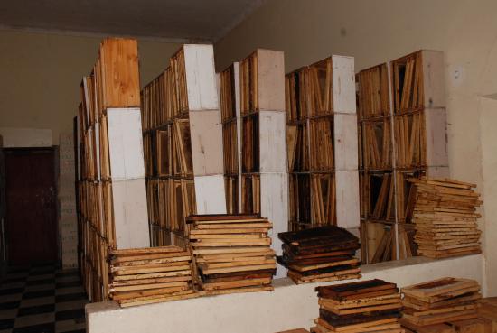Stock des ruches avant lavage